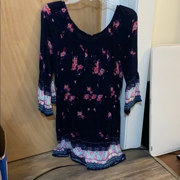 Navy romper - Picture 2 of 2